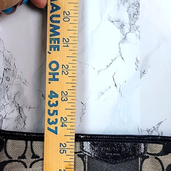 Vintage Authentic Coach Luxury Canvas Shoulder/ Crossbody Purse/Bag Black/Grey - Picture 11 of 16